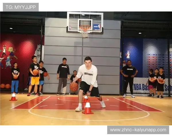 NBA球队训练基地开放日拉近球迷与球队距离