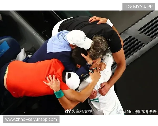 乔科维奇连续使用切球战术稳住局面 乔科维奇连续使用切球战术稳住局面