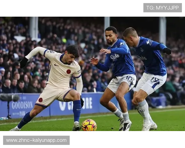 切尔西杰克逊原地摆脱扫射破门自信回归 切尔西杰克逊原地摆脱扫射破门自信回归